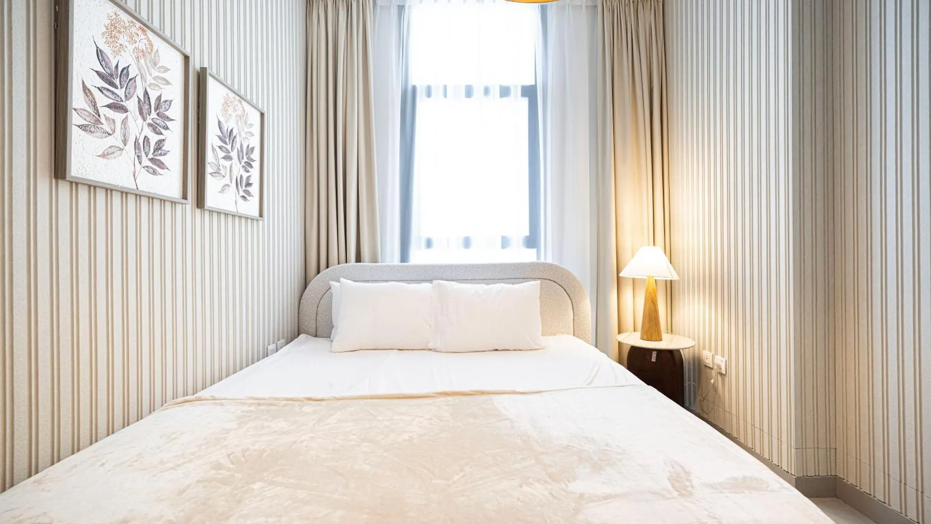 1Br The Crown Apartment By Blue Cloud Holidays  Sharjah